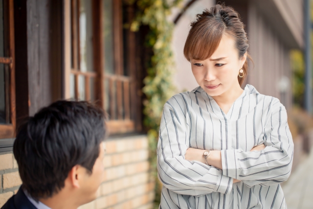 彼女 イライラ し てる 怖い