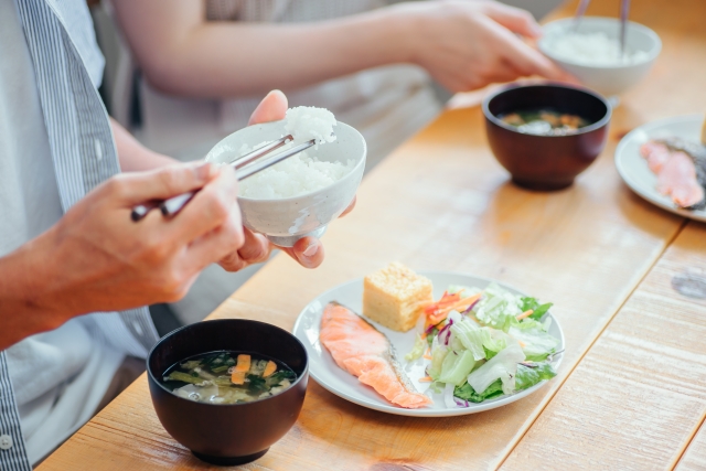 栄養バランスや食べ方の見直し