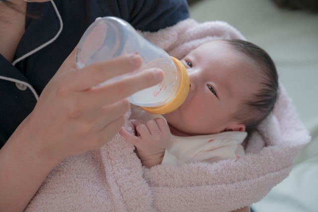 生後 1 ヶ月 吐き 戻し 増え た