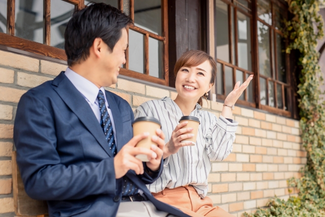 聞き手に回る