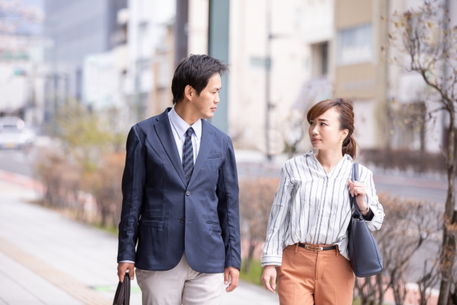 じわじわ追及・冷静に問いただす