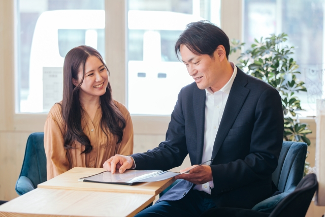 相手を見過ぎない・目を見ない