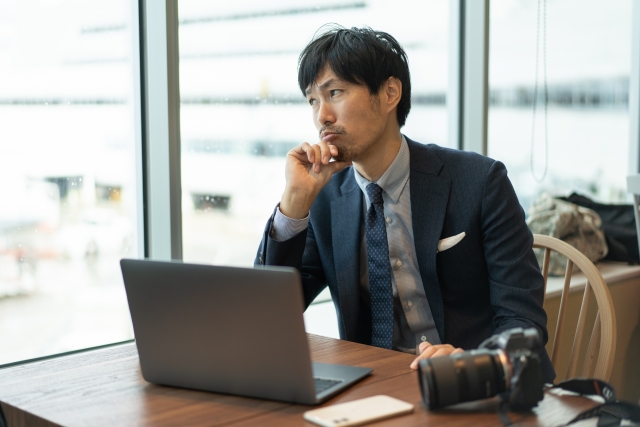 来るまで待つ・少し待って再試行